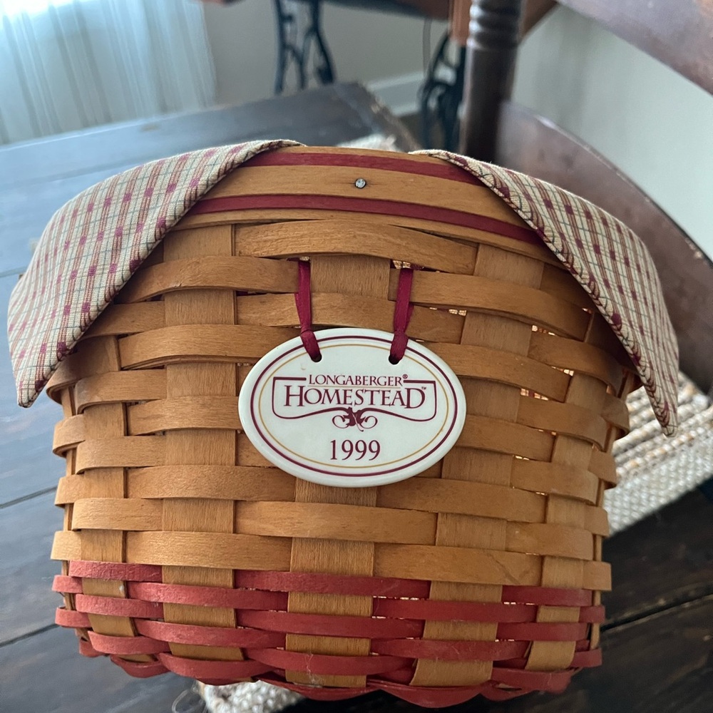 Longaberger Homestead Basket with Red Accents - Picture 2 of 10